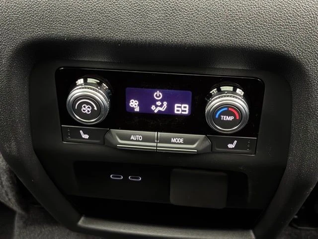 2026 GMC Acadia - Image 8 of 12