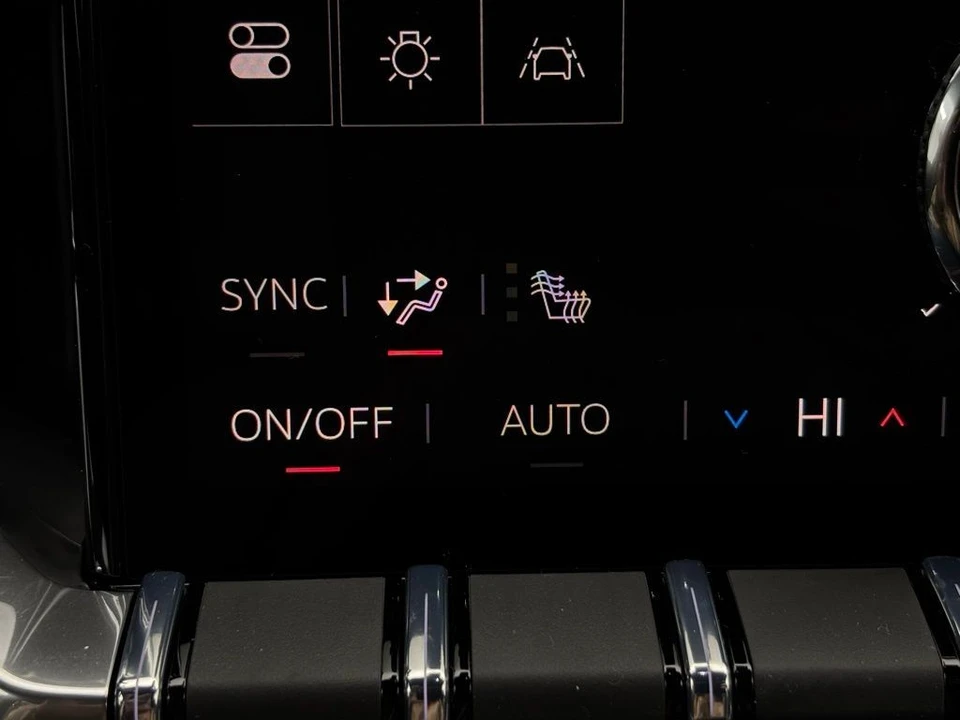 2026 GMC Acadia - Image 4 of 12