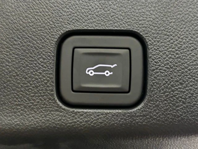 2026 GMC Acadia - Image 11 of 12