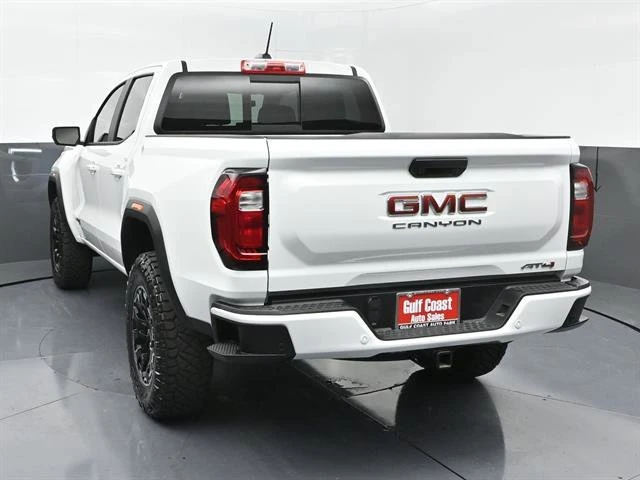 2026 GMC Canyon - Image 4 of 20