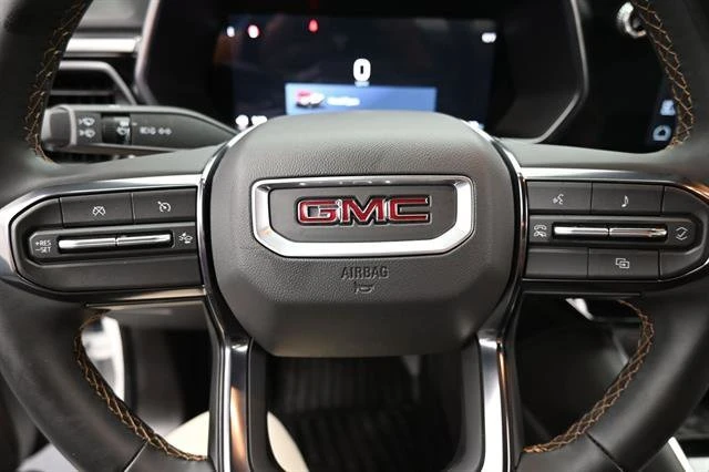 2026 GMC Canyon - Image 11 of 20
