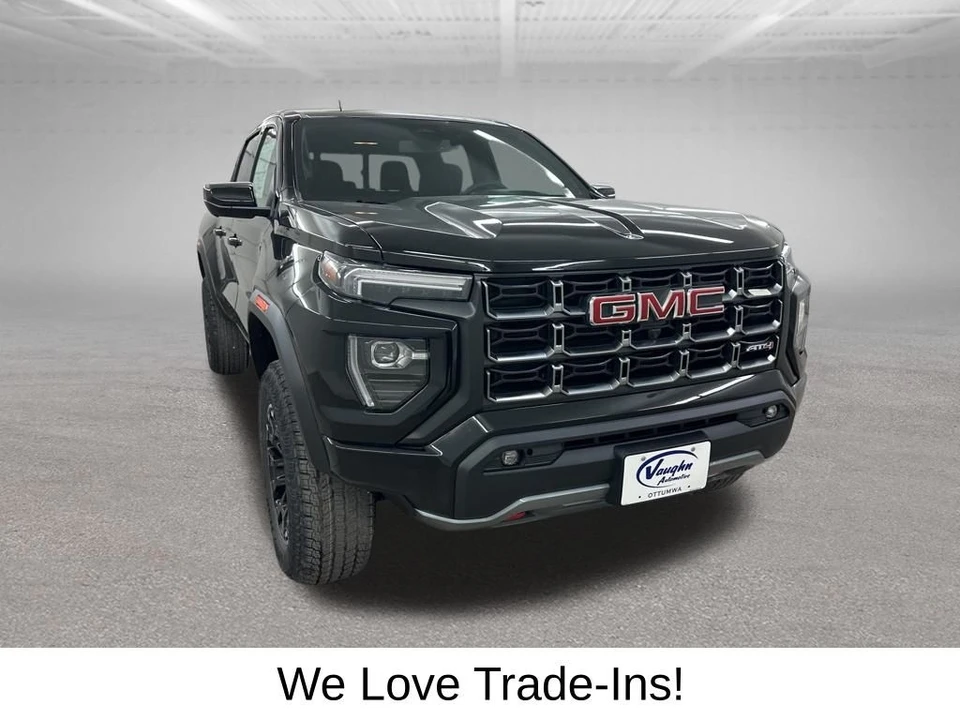 2026 GMC Canyon 2nd Gen - Image 2 of 12