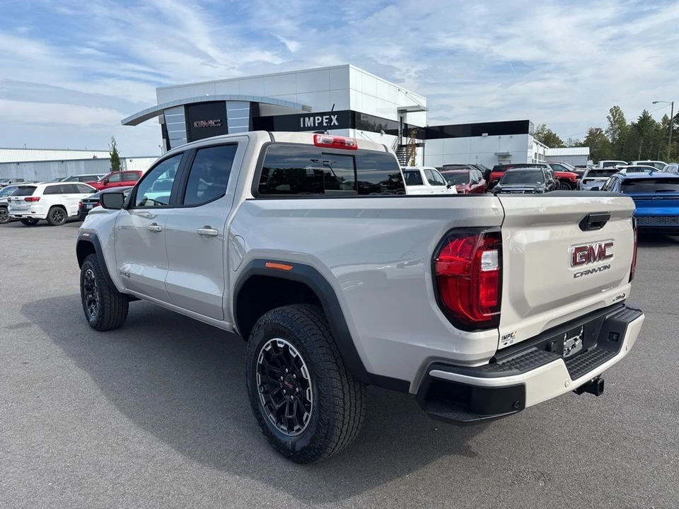 2026 GMC Canyon 2nd Gen - Image 3 of 12