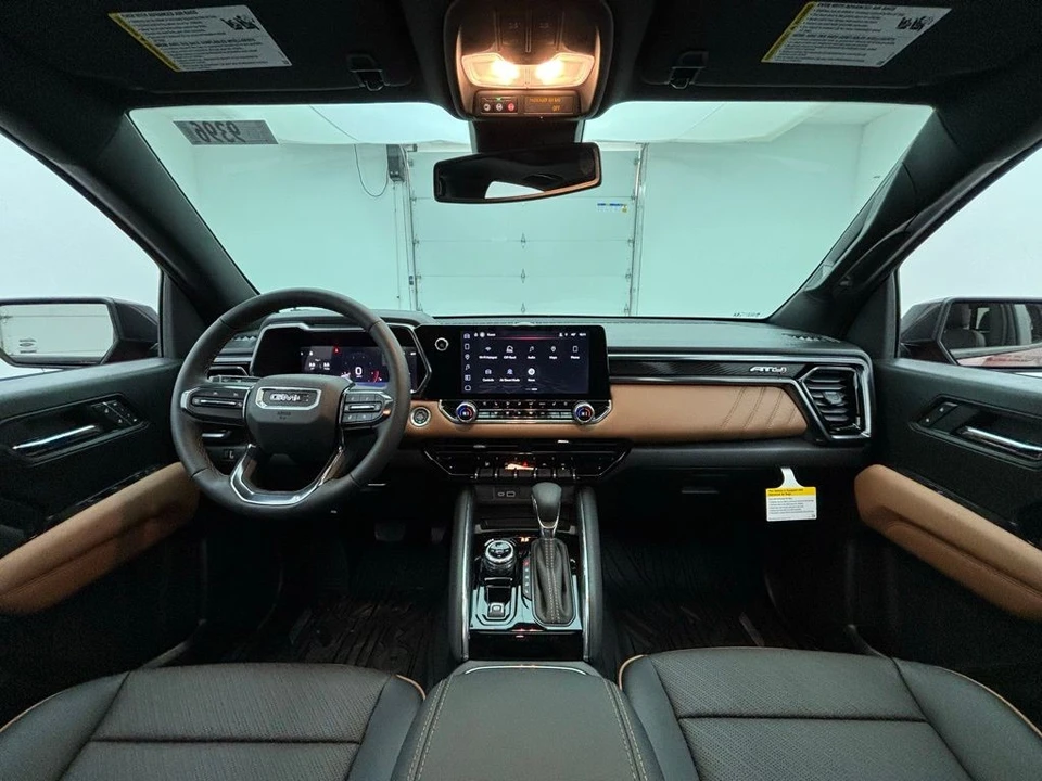 2026 GMC Canyon 2nd Gen - Image 2 of 12