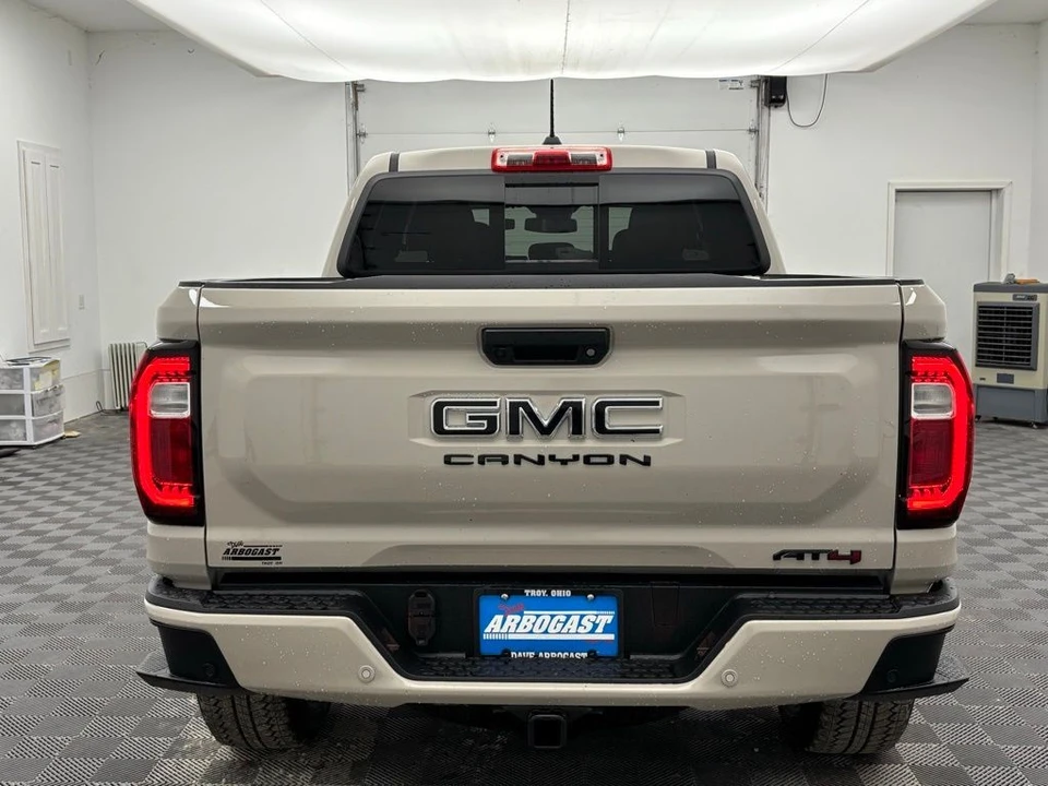 2026 GMC Canyon 2nd Gen - Image 12 of 12