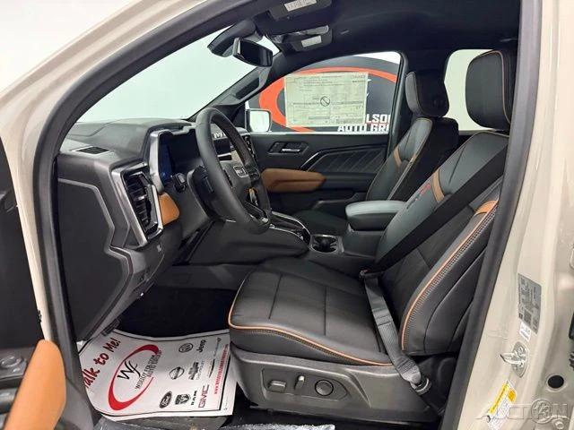 2026 GMC Canyon 2nd Gen - Image 9 of 21