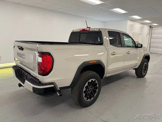 2026 GMC Canyon 2nd Gen - Image 6 of 21