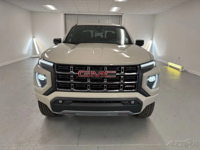 2026 GMC Canyon 2nd Gen - Image 2 of 21