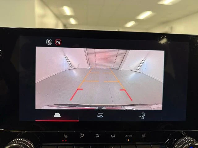 2026 GMC Canyon 2nd Gen - Image 21 of 21