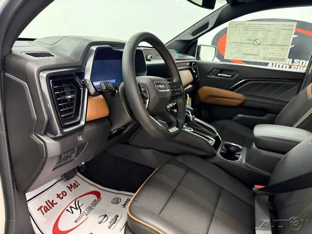 2026 GMC Canyon 2nd Gen - Image 12 of 21