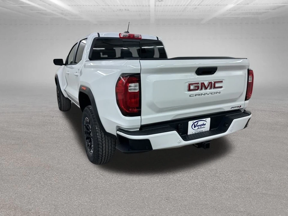 2026 GMC Canyon 2nd Gen - Image 8 of 12
