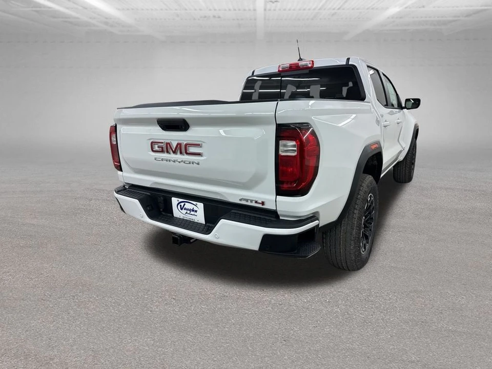 2026 GMC Canyon 2nd Gen - Image 11 of 12