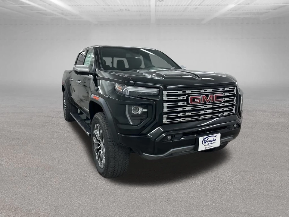 2026 GMC Canyon 2nd Gen - Image 2 of 12