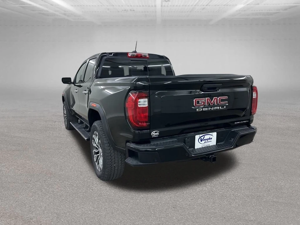2026 GMC Canyon 2nd Gen - Image 8 of 12