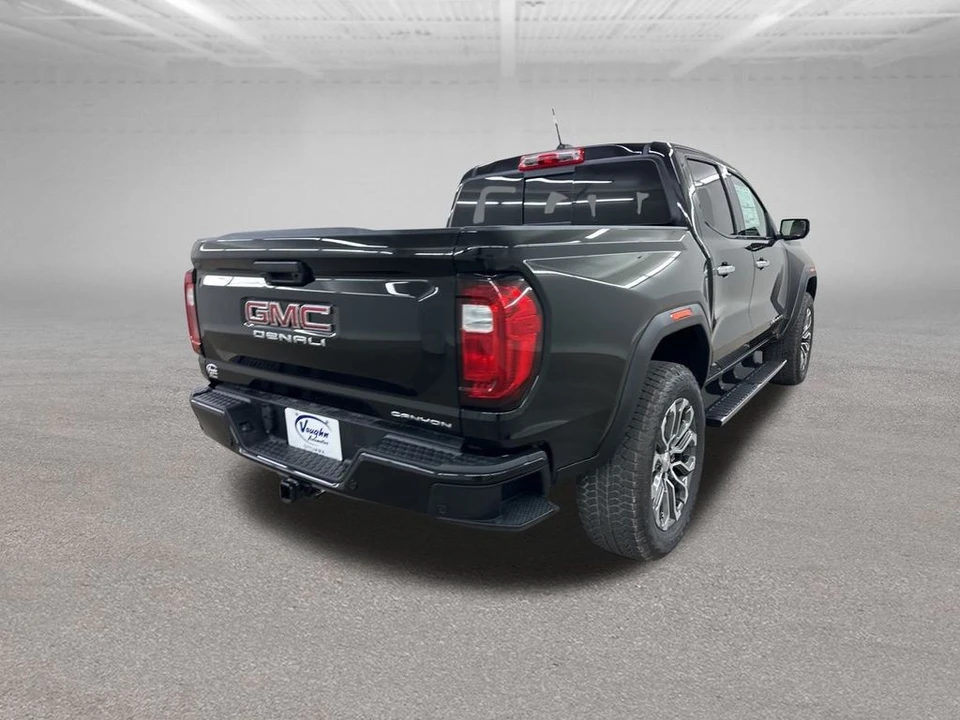 2026 GMC Canyon 2nd Gen - Image 11 of 12