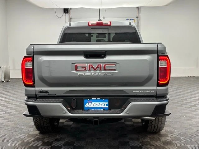 2026 GMC Canyon 2nd Gen - Image 8 of 12