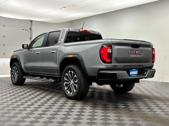 2026 GMC Canyon 2nd Gen - Image 9 of 12