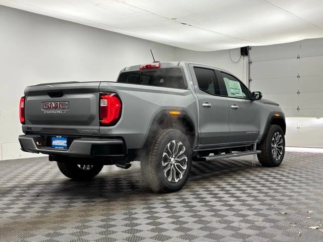 2026 GMC Canyon 2nd Gen - Image 7 of 12