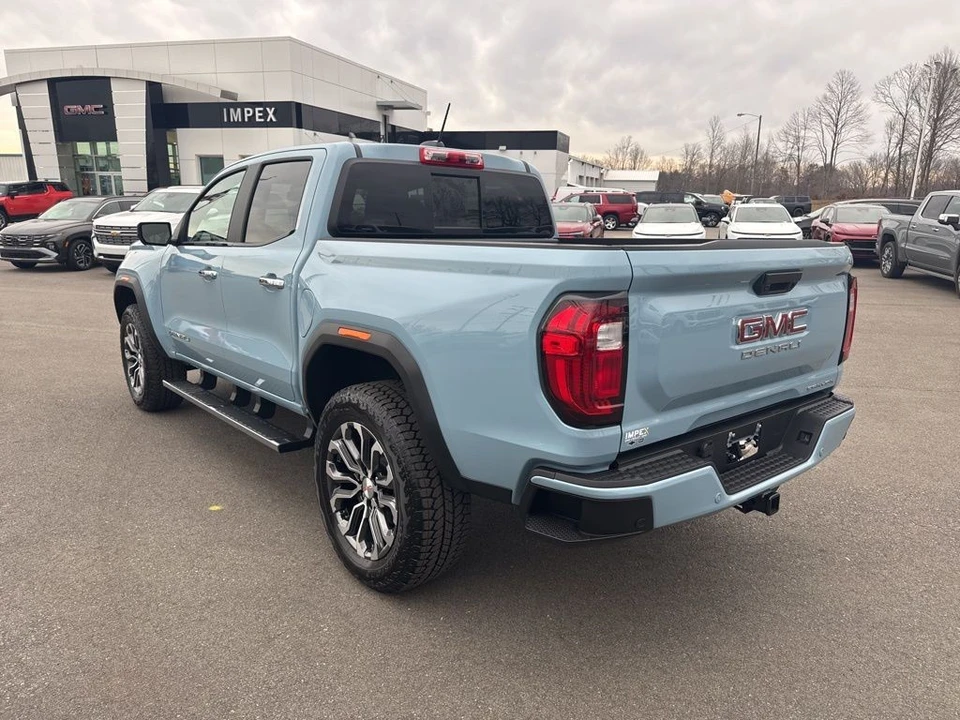 2026 GMC Canyon 2nd Gen - Image 3 of 12