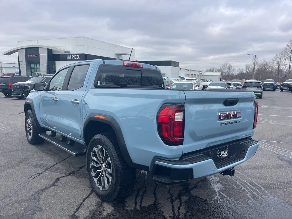 2026 GMC Canyon 2nd Gen - Image 3 of 12