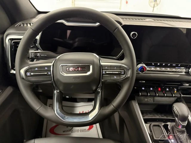 2026 GMC Canyon 2nd Gen - Image 17 of 21
