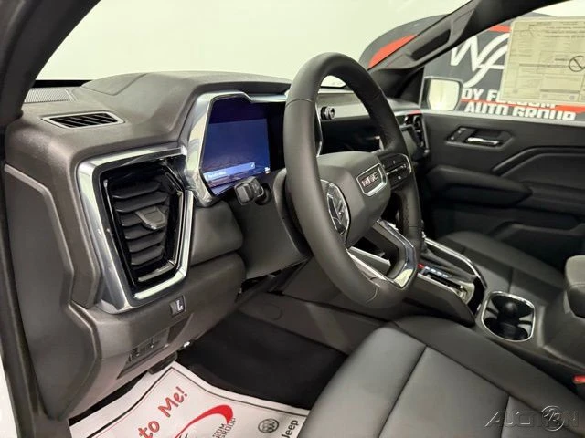 2026 GMC Canyon 2nd Gen - Image 12 of 21