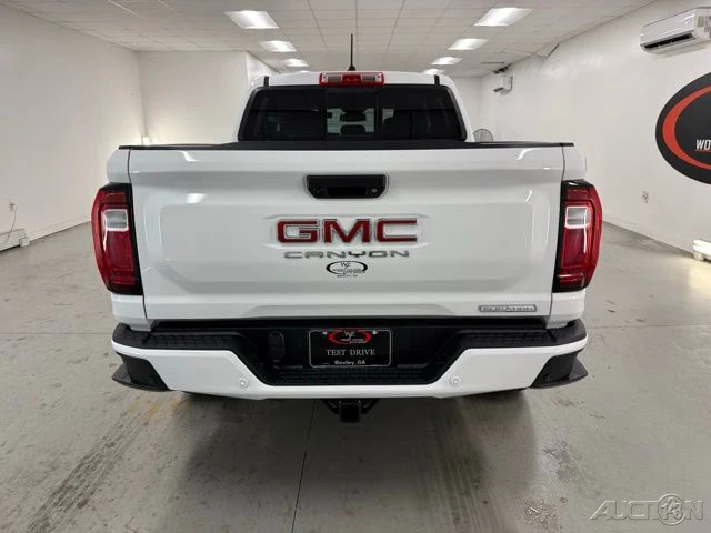 2026 GMC Canyon 2nd Gen - Image 7 of 21