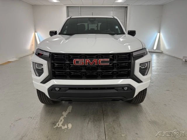 2026 GMC Canyon 2nd Gen - Image 2 of 21