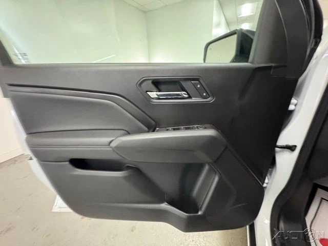2026 GMC Canyon 2nd Gen - Image 14 of 19