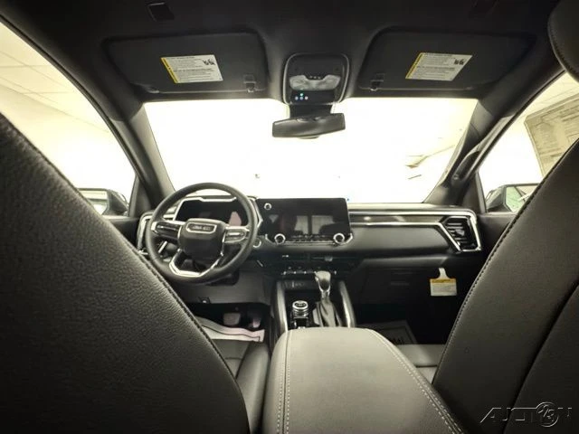2026 GMC Canyon 2nd Gen - Image 13 of 19