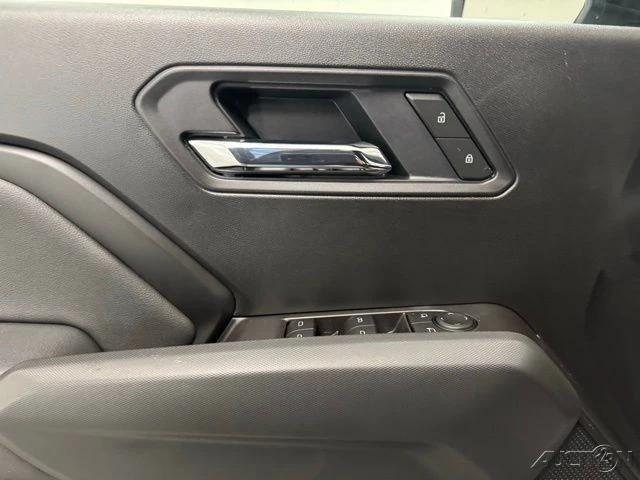 2026 GMC Canyon 2nd Gen - Image 15 of 19