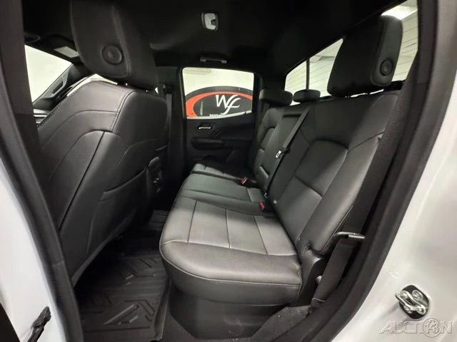 2026 GMC Canyon 2nd Gen - Image 11 of 19