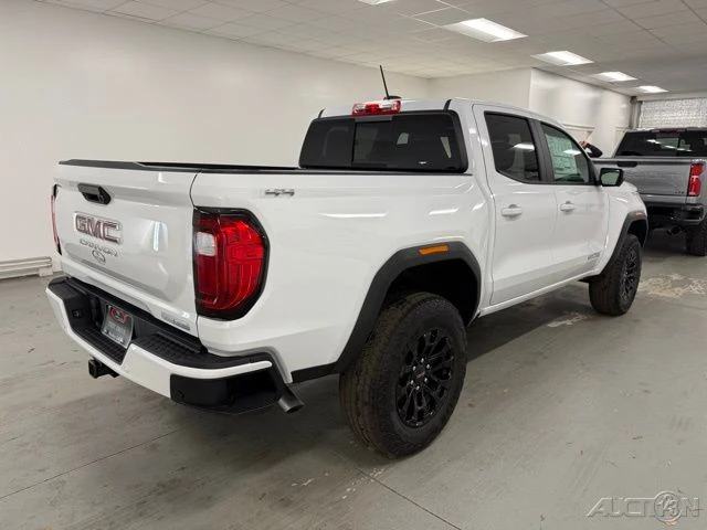 2026 GMC Canyon 2nd Gen - Image 6 of 21