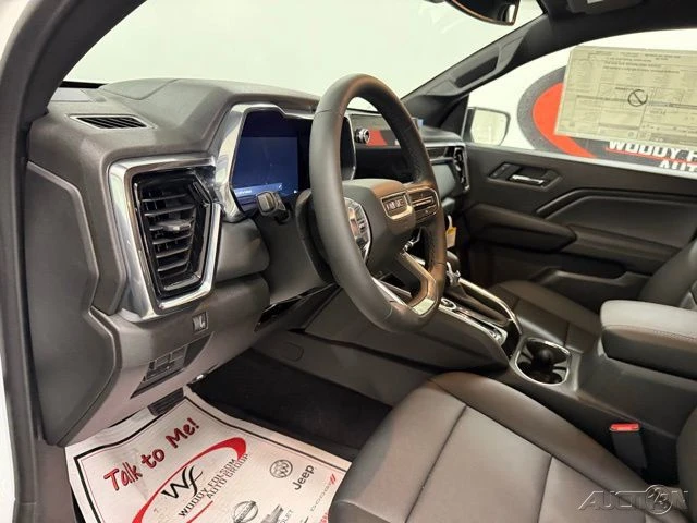 2026 GMC Canyon 2nd Gen - Image 12 of 21