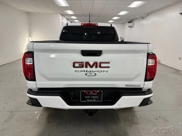 2026 GMC Canyon 2nd Gen - Image 7 of 21