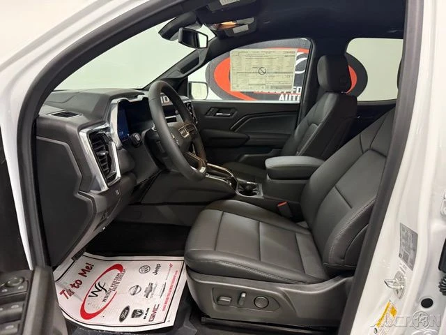 2026 GMC Canyon 2nd Gen - Image 9 of 21