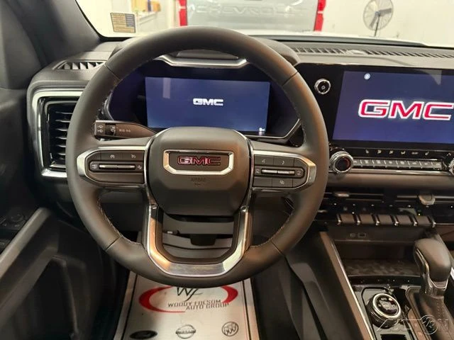 2026 GMC Canyon 2nd Gen - Image 17 of 21
