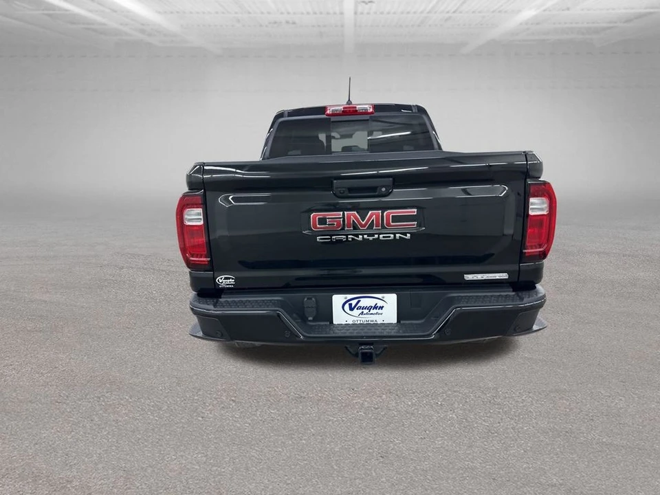 2026 GMC Canyon 2nd Gen - Image 9 of 12