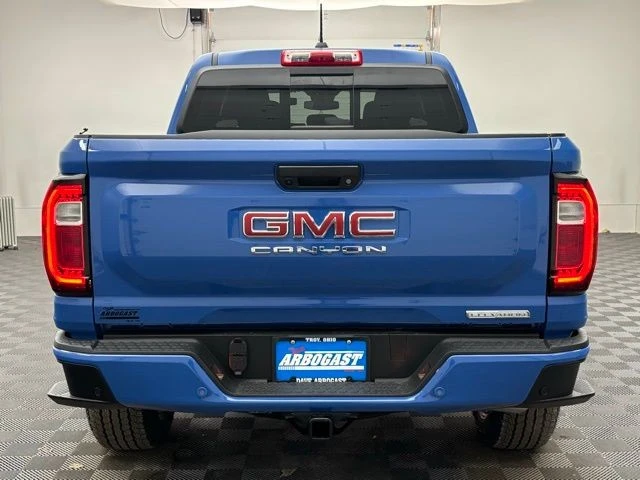 2026 GMC Canyon 2nd Gen - Image 7 of 12