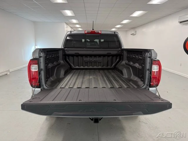 2026 GMC Canyon 2nd Gen - Image 8 of 21