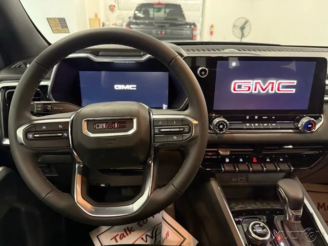 2026 GMC Canyon 2nd Gen - Image 17 of 21