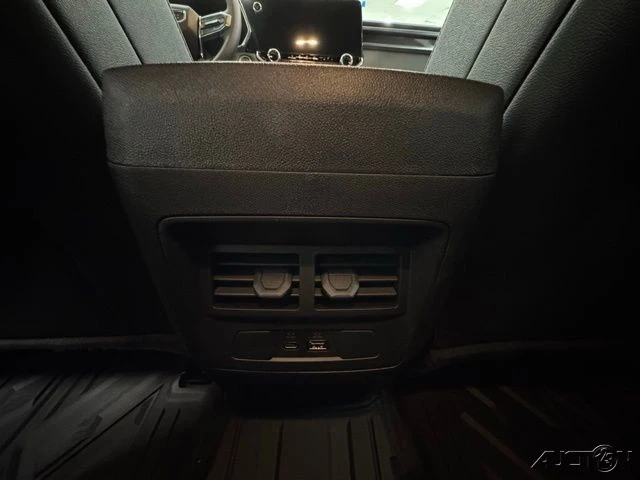 2026 GMC Canyon 2nd Gen - Image 11 of 18