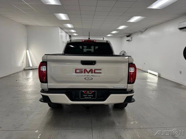 2026 GMC Canyon 2nd Gen - Image 6 of 18