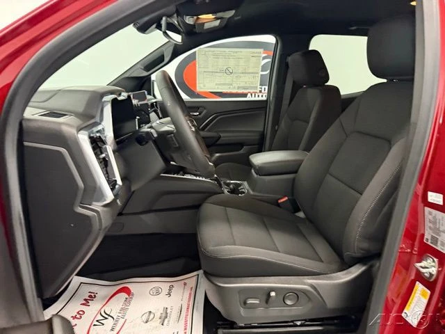 2026 GMC Canyon 2nd Gen - Image 11 of 12