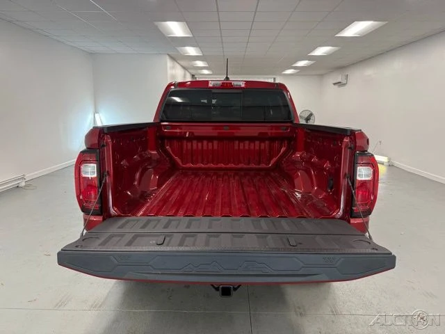 2026 GMC Canyon 2nd Gen - Image 8 of 12