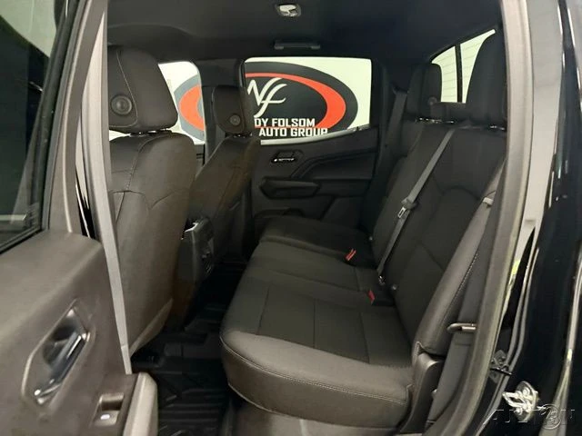 2026 GMC Canyon 2nd Gen - Image 15 of 21