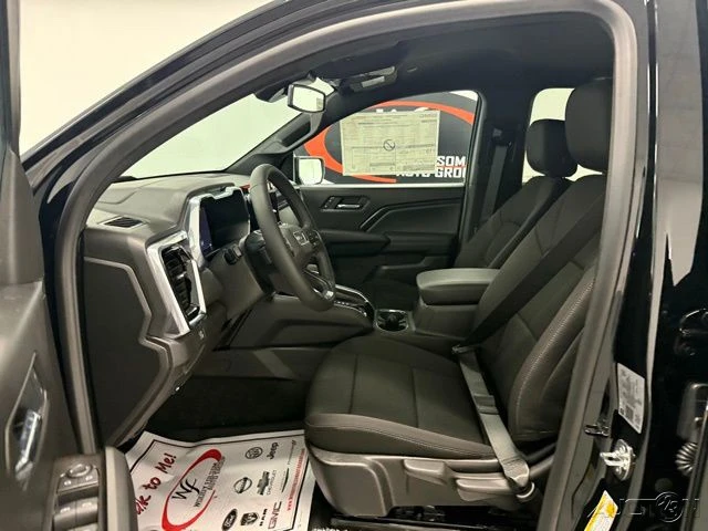 2026 GMC Canyon 2nd Gen - Image 9 of 21