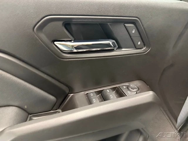 2026 GMC Canyon 2nd Gen - Image 14 of 21