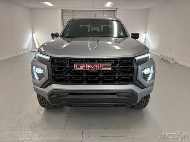 2026 GMC Canyon 2nd Gen - Image 2 of 21