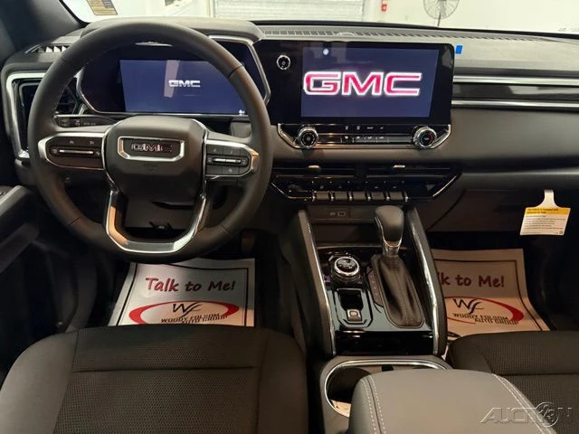 2026 GMC Canyon 2nd Gen - Image 18 of 21